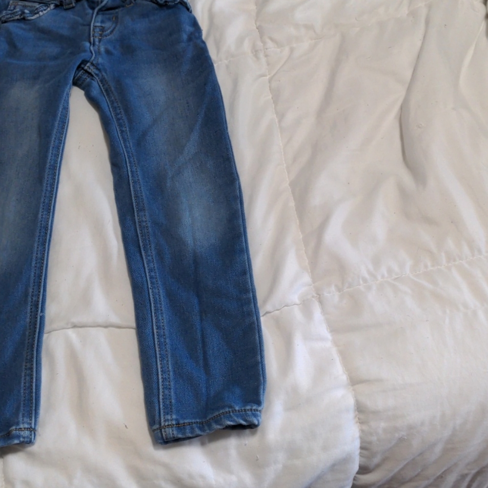 Girls blue jeans